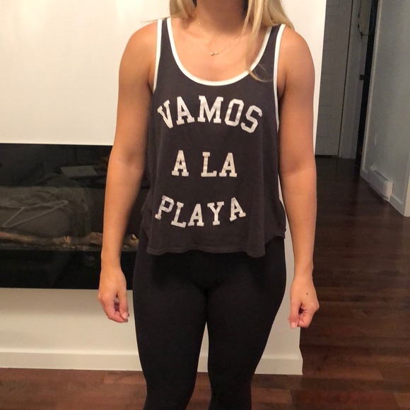 Black and white tank - Picture 1 of 2